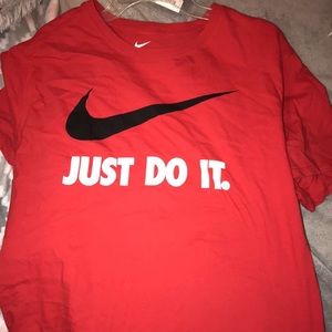 Men or women’s Nike tee